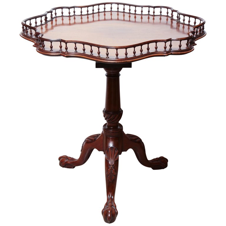 George II Mahogany Tilt-Top Wine Table