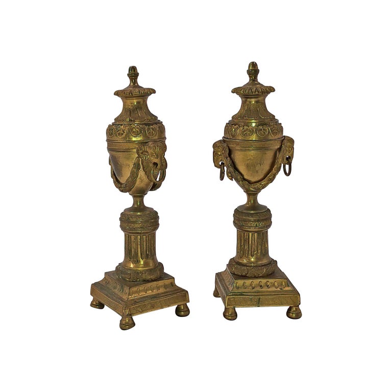 Louis XVI Bronze Cassollettes