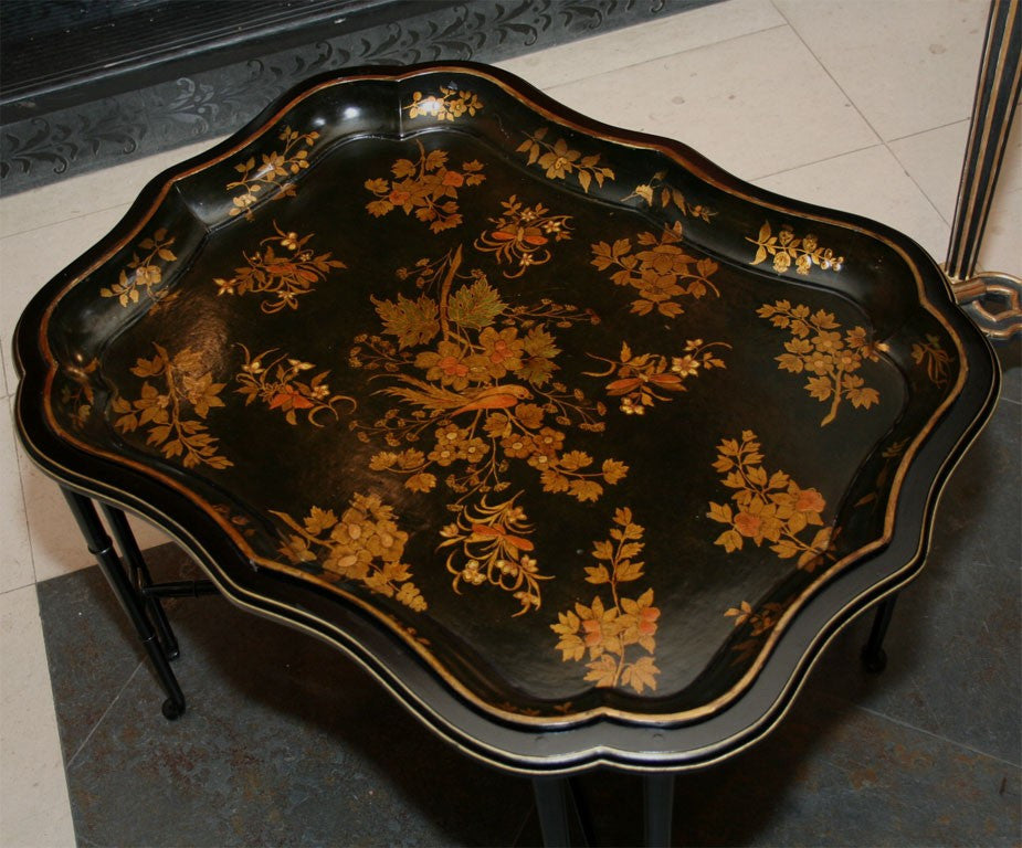 Papier Mache Scalloped Tray Table