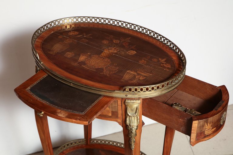 French Transitional Marquetry Oval Side Table