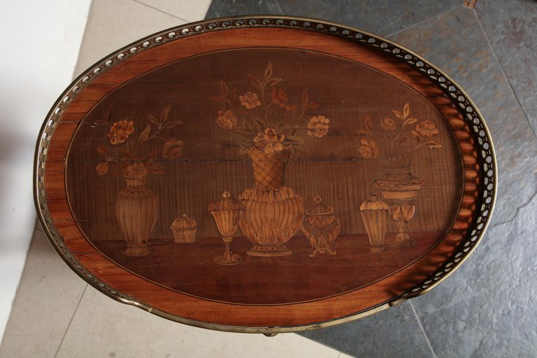 French Transitional Marquetry Oval Side Table