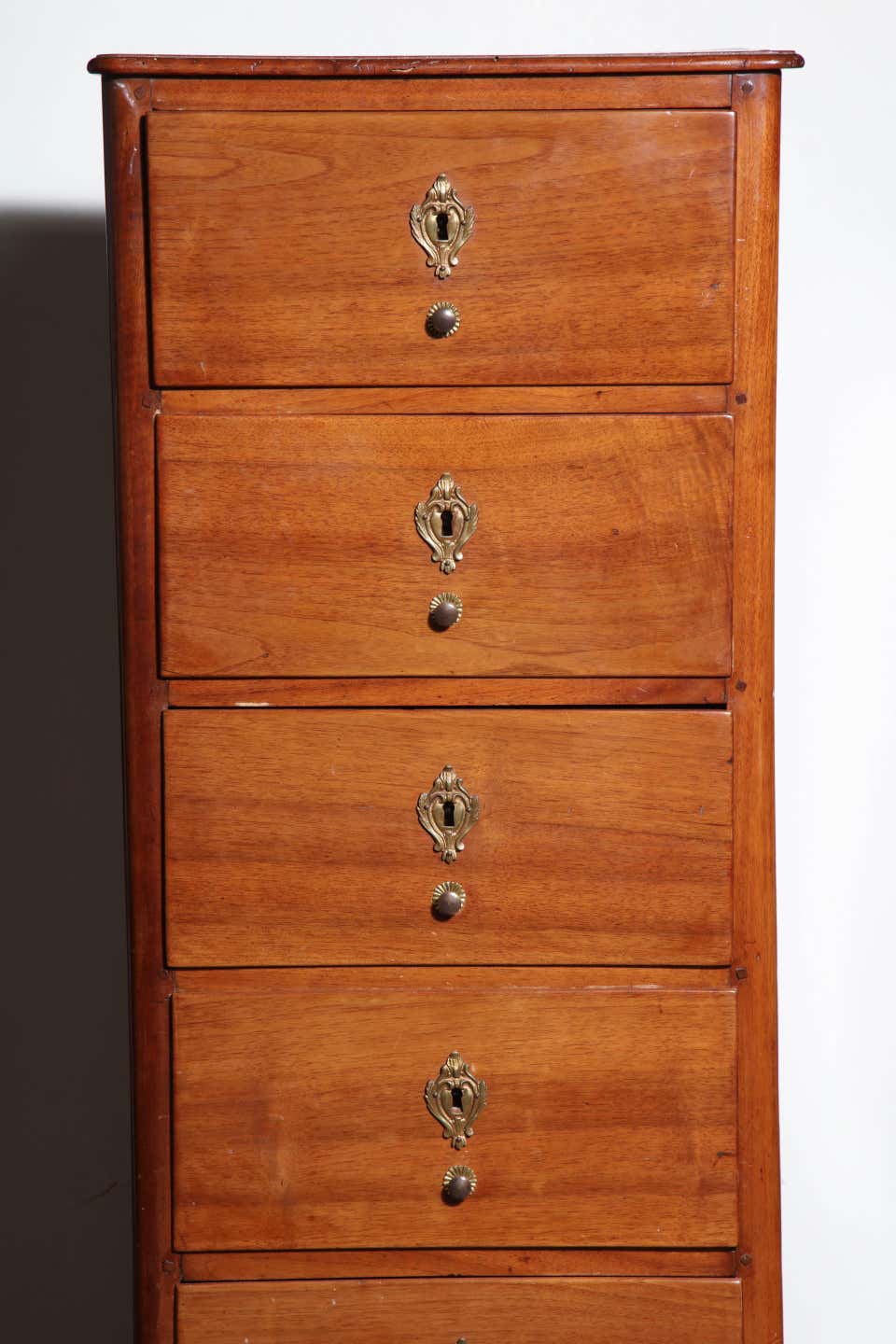 French Walnut Semanier