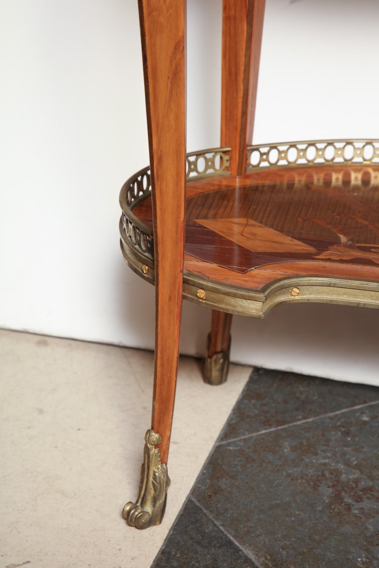 French Transitional Marquetry Oval Side Table