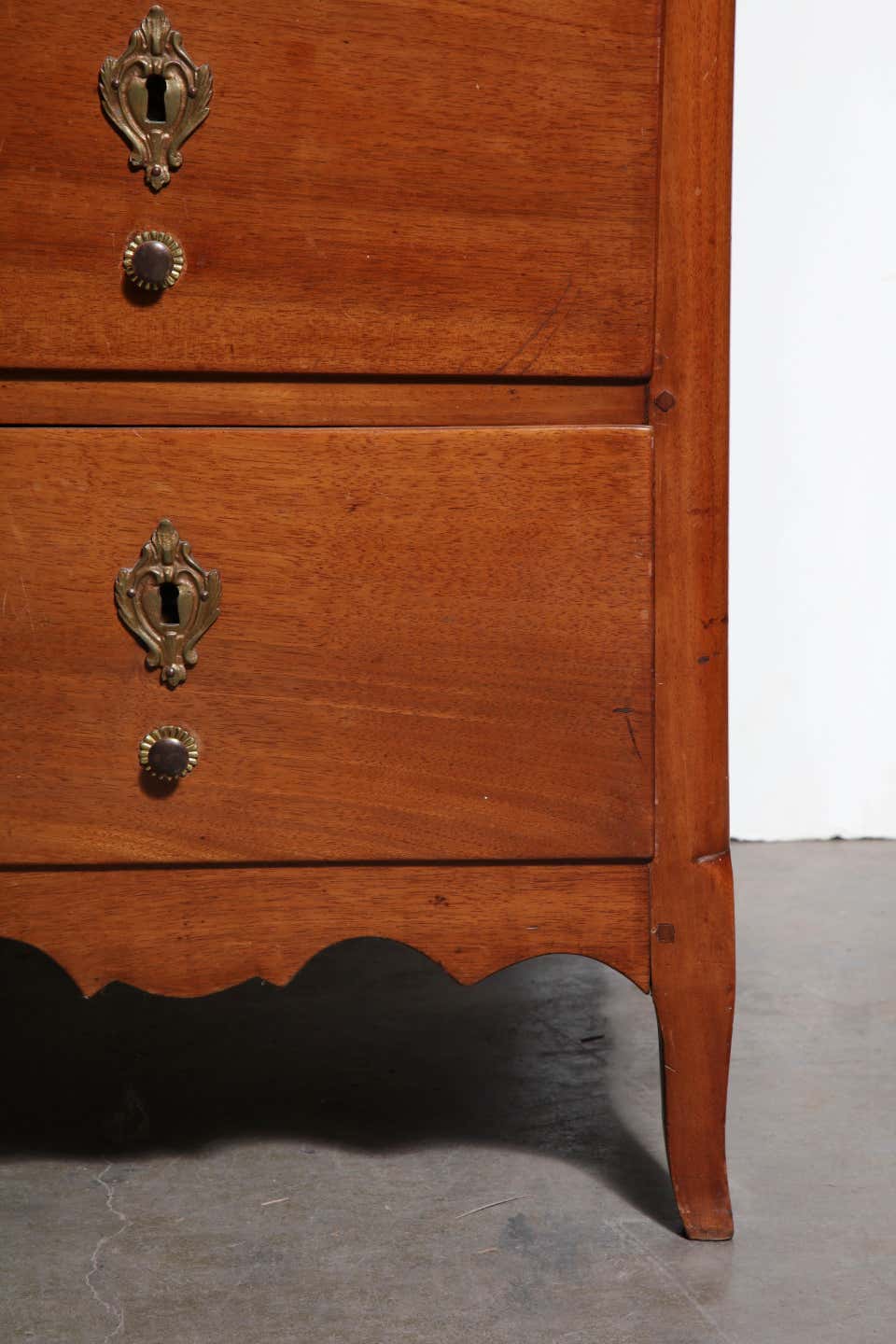 French Walnut Semanier