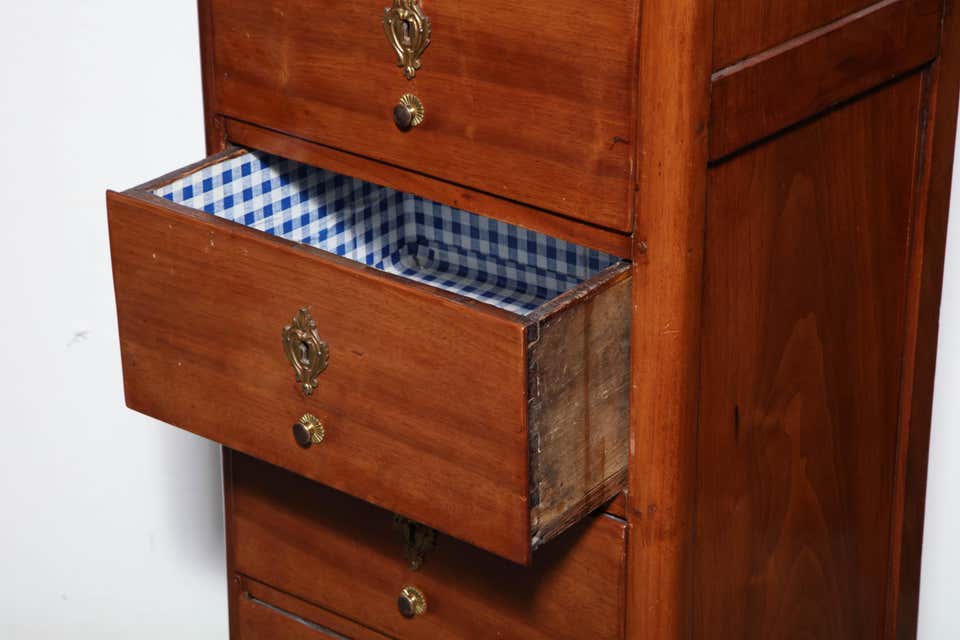 French Walnut Semanier