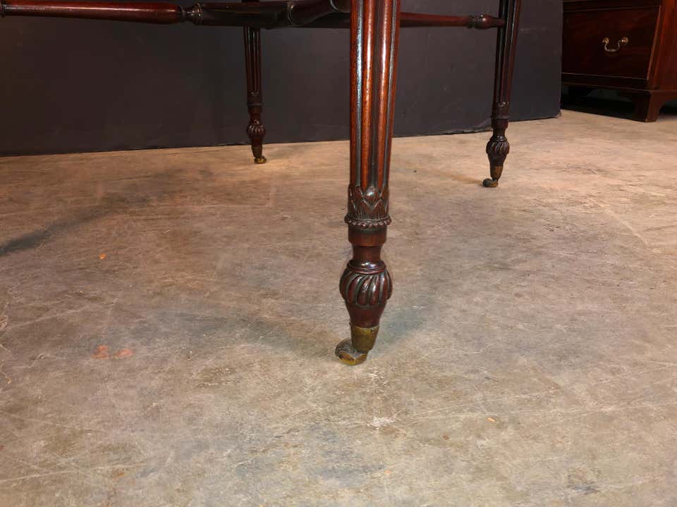 Fine George III Mahogany Pembroke Table